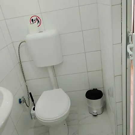 Hostel 4 Karma369