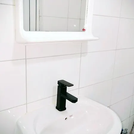 4 Karma369 Ostello *